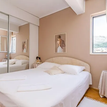 Paco - Three-bedroom With Balcony And Sea View ドゥブロブニク