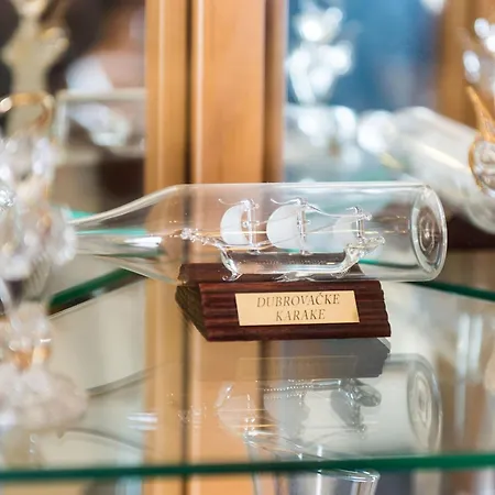 Paco - Three-bedroom With Balcony And Sea View Dubrovnik