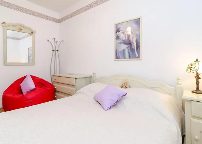 公寓 Paco - Three-bedroom With Balcony And Sea View *