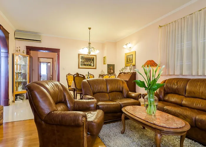 Διαμέρισμα Paco - Three-bedroom With Balcony And Sea View