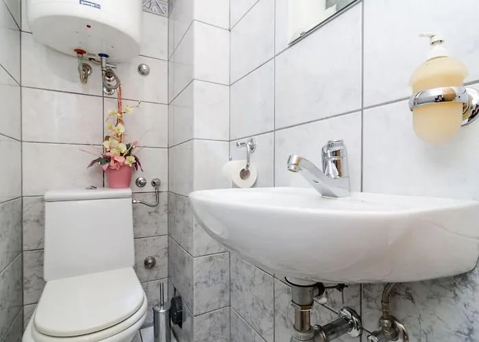 Paco - Three-bedroom With Balcony And Sea View 公寓