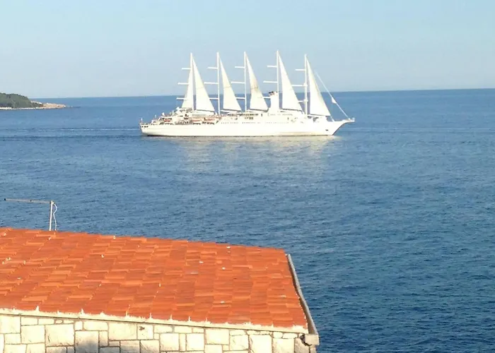 Paco - Three-bedroom With Balcony And Sea View *