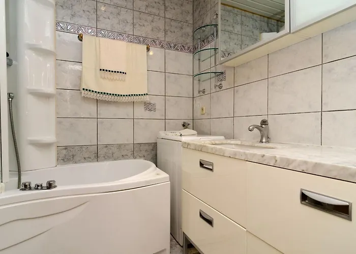 Paco - Three-bedroom With Balcony And Sea View Διαμέρισμα