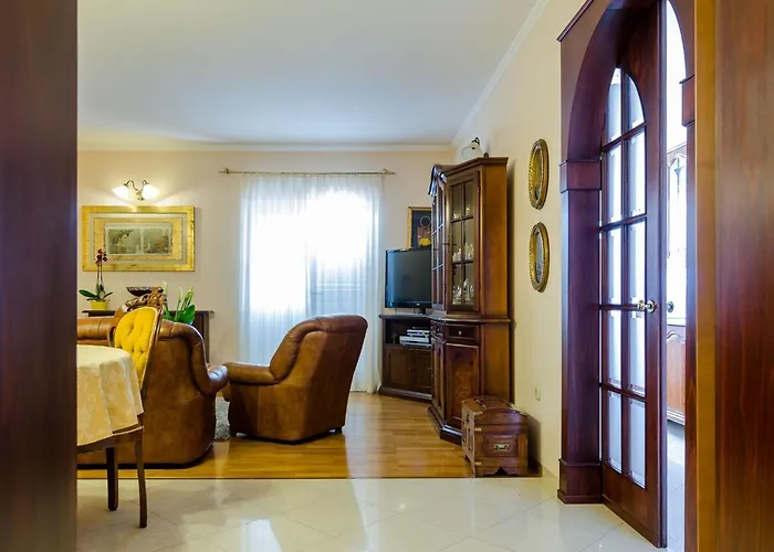 Paco - Three-bedroom With Balcony And Sea View Διαμέρισμα