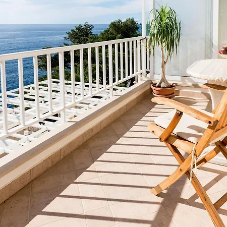 아파트 Paco - Three-bedroom With Balcony And Sea View 두브로브니크